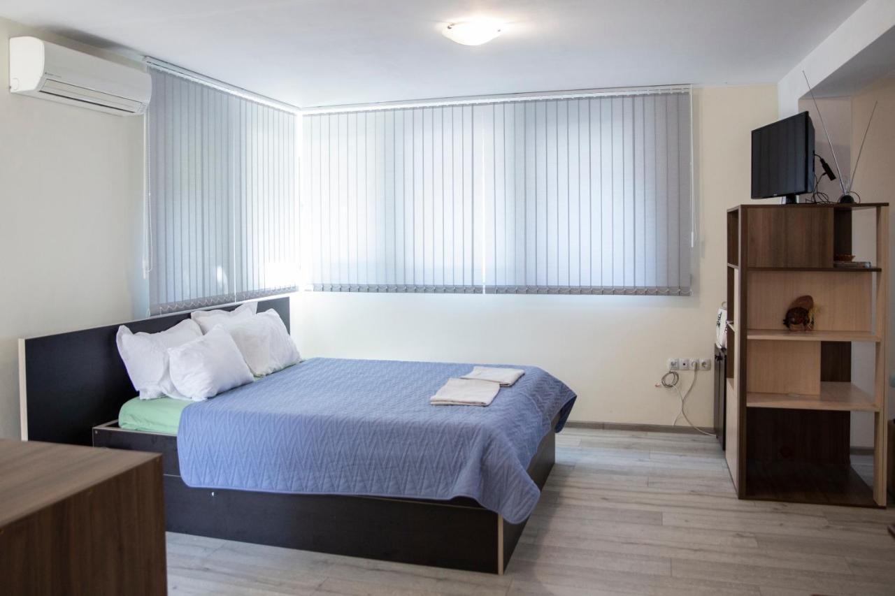 Roman Stadium Apartments Пловдив Экстерьер фото